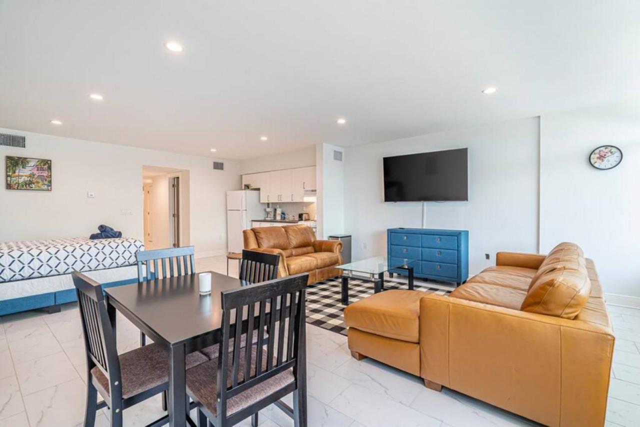 The Purple Pelican Beachfront With Ocean Balcony Unit 3 Fort Lauderdale Dış mekan fotoğraf